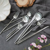 펠리체 무광 디너 커트러리 세트 3종, 롱 스푼, 골드