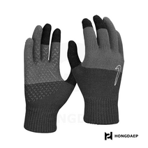 나이키 남녀공용 니트 장갑 테크 그립 스우시 글러브, 그레이 + 블랙