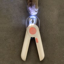 데이리빙 반려동물 강아지 고양이 애견 LED 발톱깎이 핑크 고양이손톱깍기 애견발미용기