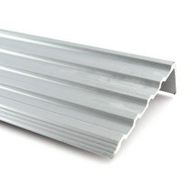 미끄럼방지(C논슬립 AL_불연소재 50x2400) ㄱ자