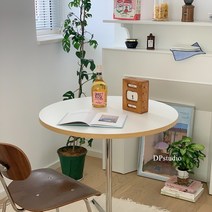 프리츠 한센 테이블 오마주 다이닝 식탁, 원목 다층 원탁 그린 70
