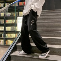 패션 ins 항구풍 힙합 길거리 자수 만화 데님 바지 남성 루즈핏 스트레이트 바지