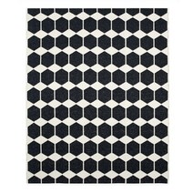 브리타스웨덴 안나 대형 PVC 러그 블랙 150x200 cm