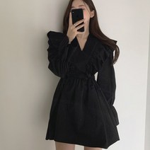[랜덤플레이] 브이넥 숄더 프릴 포인트 A 라인 미니원피스
