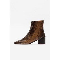 MM6 메종 마질라 6 굽 사각 발가락 가죽 부츠 인 브라운