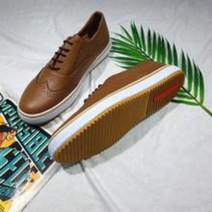 - 럭서리 윙탑 스니커즈