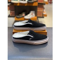 (반스) Classic Slip - On Mule # Suede # 남녀공용화＃black/sherpa (VN0A4P3UTC6)