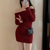 홀리데이 오픈숄더 미니원피스