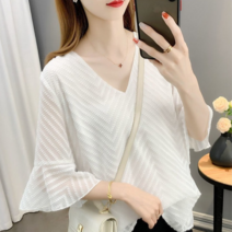 베러댓걸 여성용 레이스 브이넥 루즈핏 블라우스