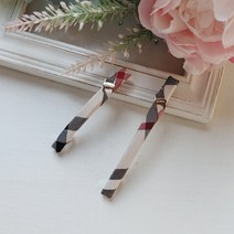 유럽풍 체크 포인트 사선띠 금속장식 포인트 자동핀