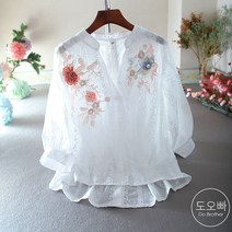 도오빠 여성 블라우스 셔츠 레이스 긴팔 티셔츠 7부 꽃무늬 긴팔티 브이넥 면티 여자블라우스