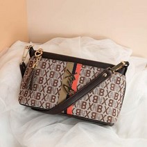 에이치플러스몰 트랜디 로고패턴 도톰원단 고급스런 미디움 숄더백