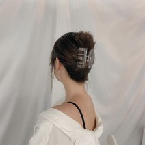 오슈 여름 심플 올림머리 스퀘어 미디움 헤어 집게핀