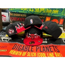 뉴에라 CHICAGO BULLS 59Fifty NBATO 22 블랙/레드 OTC 2022 (입장) 빅사이즈 볼캡