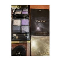 톰포드 아이 컬러 쿼드 28 데이드림 스와치(샤넬 아이섀도우 )