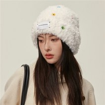 Y2k 컬러풀한 버튼 플러시 비니 모자 따뜻하고 푹신한 양동이 여성용 겨울 야외 루즈한 어부 2022 년 신제