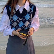 리카 복고풍 니트 베스트