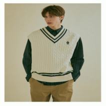 후아유 후아유 공용 스티브 틸든 케이블 스웨터 베스트(커플 데일리)_A WHKVC4831U