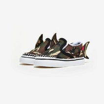 국내매장판 반스 키즈 운동화 슬립-온 벨크로 샤크 VN0A7Q4ZASB-(Camo Shark) black/true white