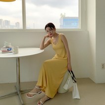 여자 U넥 스판 찰랑 나시 딱붙는 A라인 무지 롱원피스