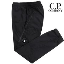 C.P. COMPANY CHROME-R LENS 트랙 팬츠 (10CMPA051A-005904G 999)