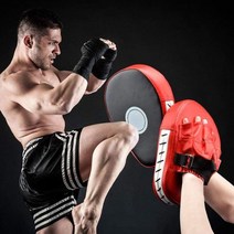 Eurovision : 장갑패드 킥복싱 펀치 훈련 장비 권투 연습용 겨루기 : Good Luck