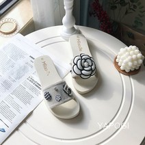 YAPOGI 한국어 여름 슬리퍼 라이트 럭셔리 스타일 꽃 슬리퍼 두꺼운 바닥 비 슬립 비치 슬리퍼 여성 슬리퍼 YAPOGI