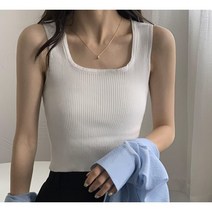 줄리엔느 로웬 스퀘어넥 민소매 나시 티셔츠