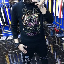 TZQW 흠광지성 봄 겨울 티셔츠 남성 맨투맨