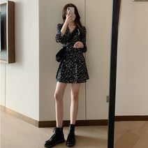 플라워원피스 프렌치 브이넥 작은 키커 보이는 화이트 셋업 2162183181