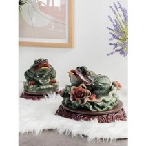 옥빛 삼족 두꺼비 소 198 대 129, 대(129)
