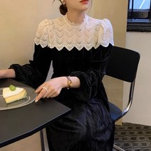 프렌치 빈티지 레이스 스퀘어넥 롱 슬리브 벨벳 드레스