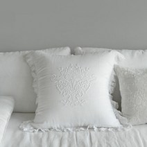 [꼬떼따블] 4864 자수 레이스 화이트 쿠션커버(60x60)