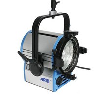 [ARRI] 아리 T2 Location Fresnel - 2000 Watts, 선택안함