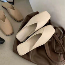 브이와이 VY 여자 교사 오피스 슬리퍼 코지 프레피 회사