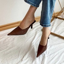 블로퍼힐 뱀피 슬리퍼구두 스틸레토 뮬 미들굽 여름