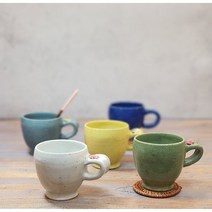 핸드메이드 도자기 머그컵 카페머그 선물용 커피머그잔 매화 원형 250ml, 화이트
