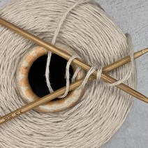 (4합연사) 폭스 30% (내추럴 베이지) 500g 콘사 니트컨테이너 [2468]