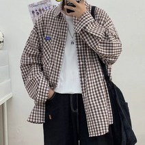 한국 남성의 트렌디하고 잘 생긴 패션 긴팔 체크 무늬 셔츠