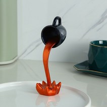 소품샵 카페 소품 포토존 장식컵 플로팅 커피 컵 수지 조각상 아트 조각 홈 주방 장식 공예 쏟음 매직 액체 스플래시 머그잔, [04] F Red black