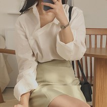 사선블라우스 흰셔츠 소라색셔츠 핑크남방 사선단추