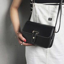 저렴한숙녀 어깨 가방 도매 작은 여성 2019 새로운 복고풍 벨트 버클 정사각형