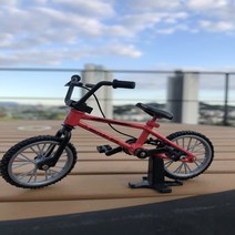 솔라텐테이블 거치대 포함 리얼 스틸 BMX 자전거 모형, 단품