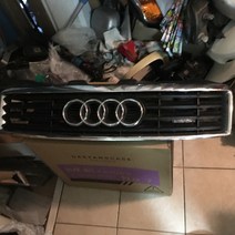 아우디 A8 콰트로 그릴 / 중고상품, 1개