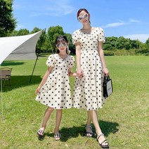 모녀커플룩 아기랑 엄마아기 아이와 엄마랑딸 커플룩 어머니 아이 드레스 매칭 가족 의상 여름 쉬폰 도트