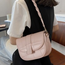대학생예쁜미니백 20대미니가방 데일리패션가방 하객룩 포인트 요즘 핫한 데일리백 반달 숄더백 (올핀)_1972EA