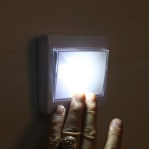 LED 벽부착 터치등 전기 필요없는 무선 조명등 캠핑 창고 콘테이너