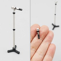 미니어처 스탠팅 마이크 모형 블랙실버 9.4cm 공예 소재 재료 꾸미기 데코 디오라마 미니어쳐