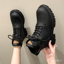 두꺼운 밑창 Martins 여성의 새로운 영국 스타일 빅 헤드 타이 업 오토바이 짧은 부츠 복고풍 슬림 대황 부츠