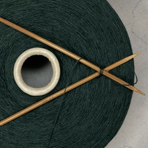 수입 캐시앙고라 (다크그린) 1.25kg 콘사 니트컨테이너 [1944]